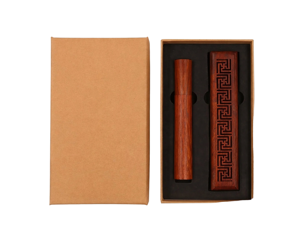 Coffret de 20 bâtonnets d'encens Oud de 10,5cm/1,3mm dans étui en bois avec porte-encens