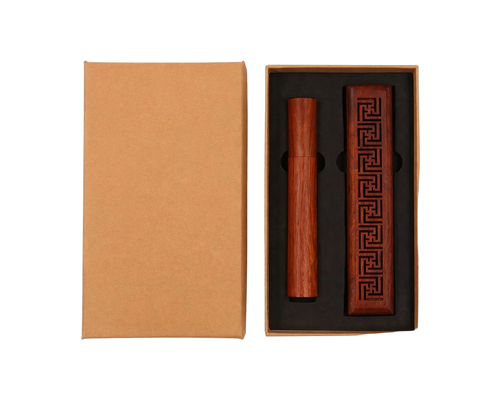 Coffret de 20 bâtonnets d'encens Oud de 10,5cm/1,3mm dans étui en bois avec porte-encens